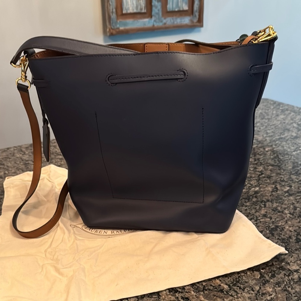 Ralph Lauren Marine Blue Dryden Debby leather Med Bucket Bag adj Strap NWT - Picture 6 of 15